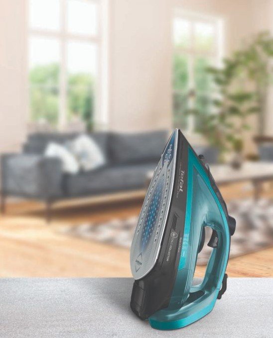 מגהץ אדים TEFAL טפאל FV6832